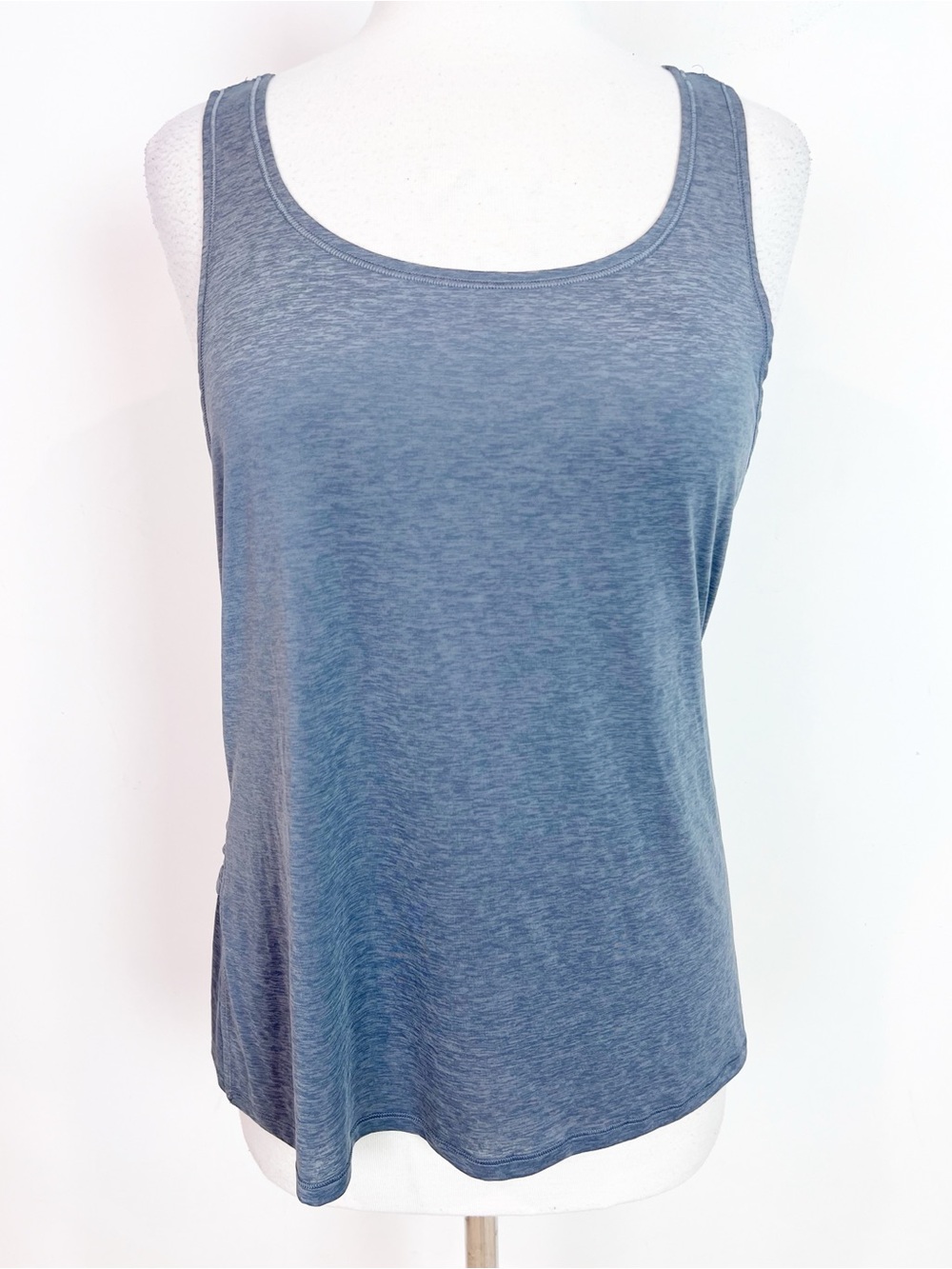 LULULEMON REENERGIZED 2-IN-1 BLUE GRAY SLEEVELESS CRISS CROSS BACK TANK TOP SZ 6